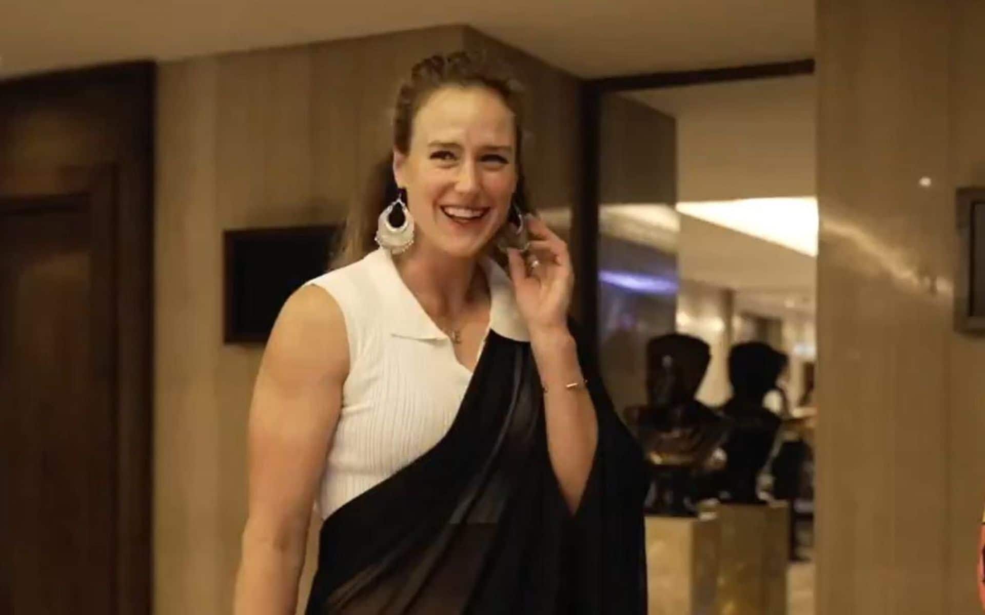 Ellyse Perry Stuns In Traditional Black Saree At RCB Retro Night